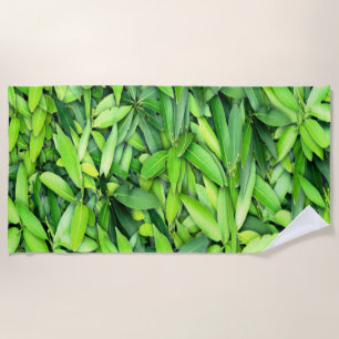 Toalha De Praia Padrão de Folhas Verde Lush - Botânica da Natureza