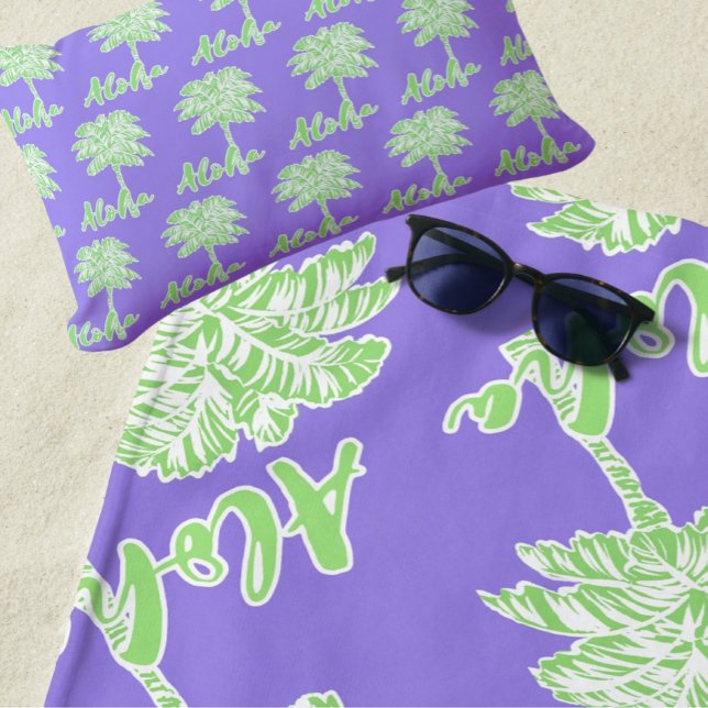 Toalha De Praia Palma branca verde-púrpura Aloha tropical (Vibrant tropical Hawaiian theme beach towel)