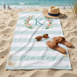 Toalha De Praia Paradise Floral e Stripes Monograma<br><div class="desc">Esta design de moda divertida apresenta um fundo listrado branco e menta minta com coroa floral colorida. Personalize o design com seu nome e monograma ou outro texto. Use as ferramentas de design para escolher qualquer cor de fundo, editar as fontes de texto e as cores ou carregar suas próprias...</div>