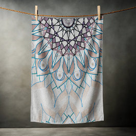 Toalha De Praia Pequeno floral branco caído para o campo