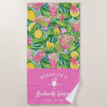 Toalha De Praia Preppy Lemon Cocktail | Fim de Semana de Bachelore<br><div class="desc">Este design de toalha de praia apresenta um impressão de Cocktail Tropical de Limão-de-Papoila-Pica. Você pode personalizar com o nome da noiva,  ano e local. Estas toalhas são perfeitas para um fim de semana de festa de solteira ou menina.</div>
