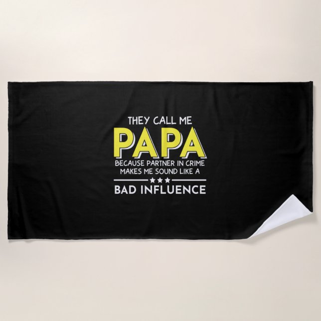 Toalha De Praia Presente de Papai Eles Me Chamam de Papás (Frente)
