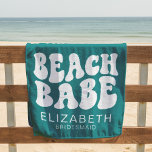 Toalha De Praia Retrô de Festa de solteira Legal de Teal de Beach<br><div class="desc">Mergulhe na celebração com a nossa Festa de solteira Legal de Beal de Praia, Retro Beach Towel - o presente ideal de solteira para as suas festividades na praia! Esta toalha de praia personalizada é mais do que apenas um acessório na moda; é uma escolha séria e personalizada para presentes...</div>