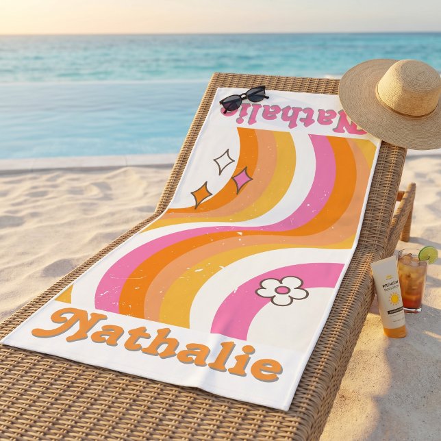 Toalha De Praia Retro Funky Colorido Vintage Nome Personalizado Fe (Retro Funky Colorful Vintage Custom Name Women's Beach Towel)