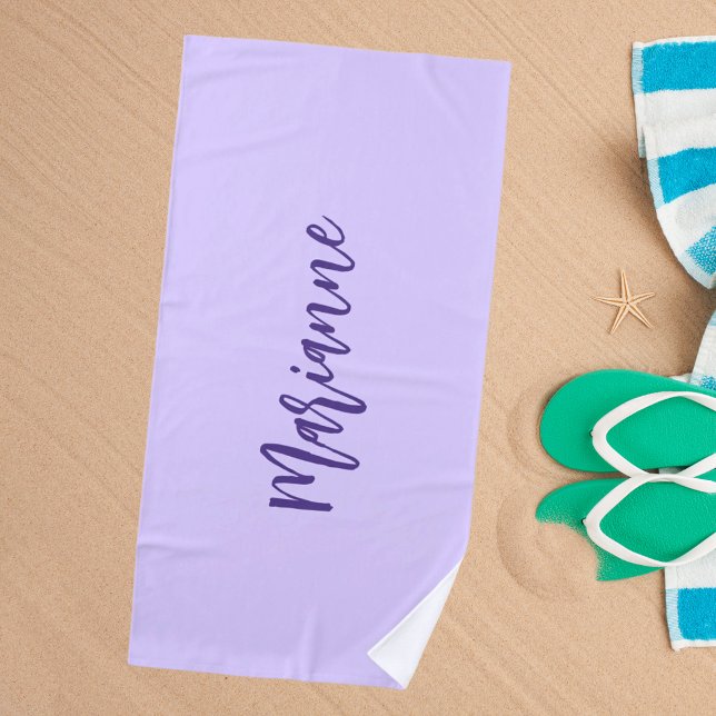 Toalha De Praia Script de nome personalizado violeta roxo (Criador carregado)