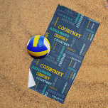 Toalha De Praia Seu nome (Comprimento Médio) está por toda parte<br><div class="desc">Crie uma toalha de praia extremamente personalizada. O seu nome personalizado aparece por toda esta toalha numa colagem de diferentes tipos de letra e estilos de inscrição. A inscrição em verde, verde-menta, azul e amarelo é colocada sobre um fundo azul marinho. Este estilo é ideal para nomes de comprimento médio...</div>