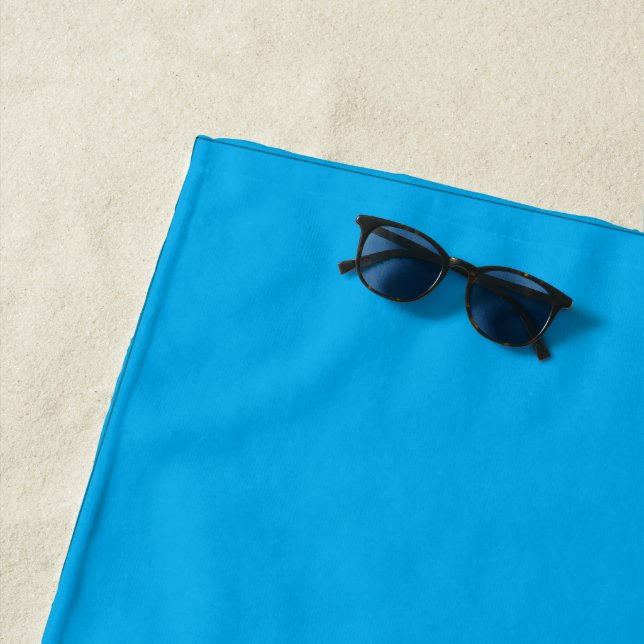 Toalha De Praia Solid Cyan Blue Background | Summer Minimal Style (In Situ)