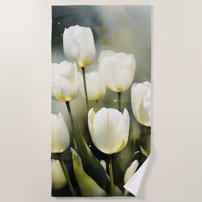 Toalha De Praia Um bando de Tulipas Brancas em um Jardim Serene (Frente)