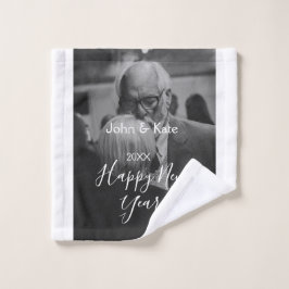 Toalha De Rosto Happy new year couple photo name year black white 
