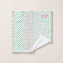 Pastel Rosa e Verde Feminino com Padrão e Iniciais