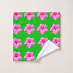 Toalha De Rosto Serenidade fetal: Hibisco rosa numa Canvas verde