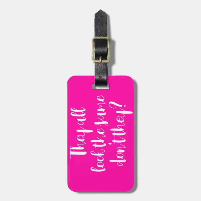 Todos Parecem A Mesma Etiqueta De Bagagem (Frente Vertical)