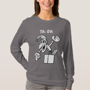 Tomada de TA-DA na caixa T-shirt