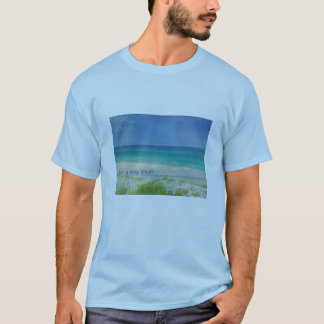 Tome um t-shirt do oceano da respiração profunda