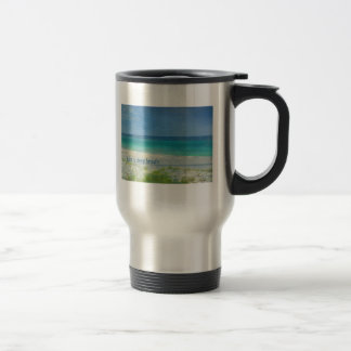 Tome uma caneca de viagem do oceano da respiração