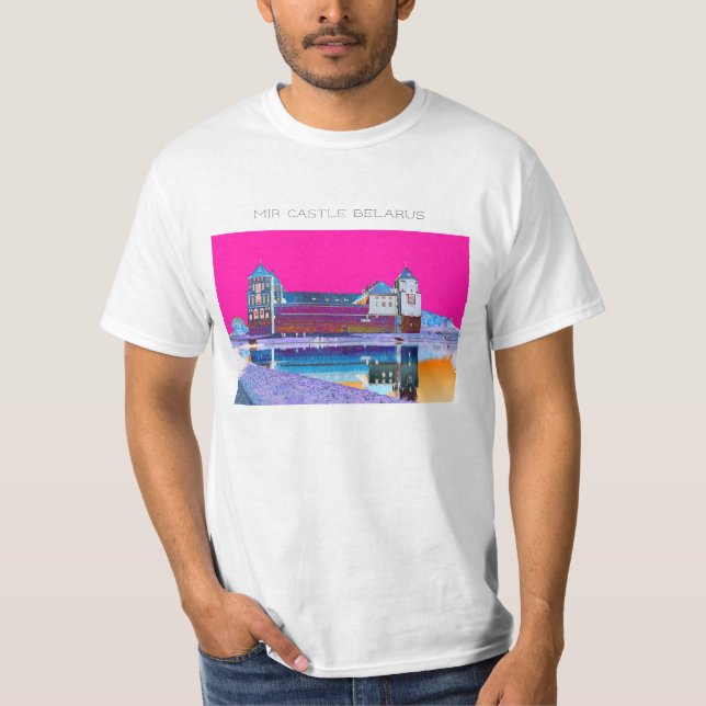 Topo da Camisa T da Arquitetura do Castelo de Bela (Frente)