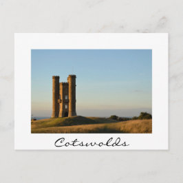 Torre de Broadway no cartão postal branco Cotswold