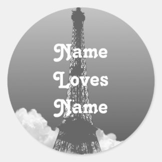 Torre Eiffel de Paris flutua no adesivo do nome da