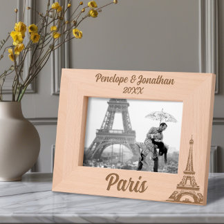 Torre Eiffel Paris com nome e data personalizados