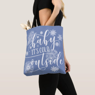 Tote Bebê, é frio fora da bolsa de natal