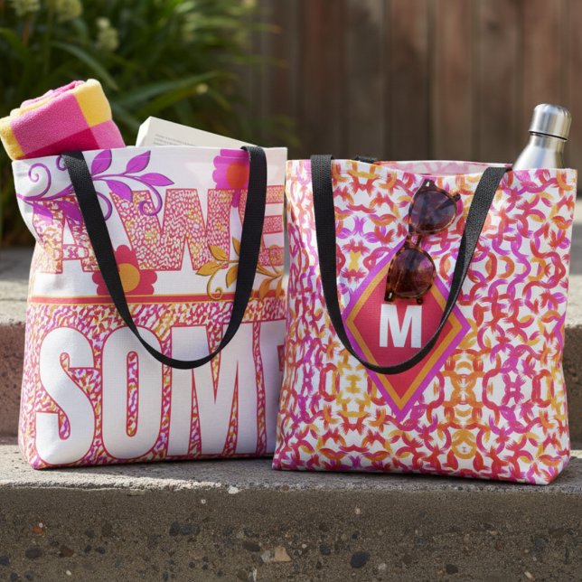 Tote Bolsa Colorida Com o Texto Incrível (Playful design on one side, monogram magic on the other. For those who love to be different.)