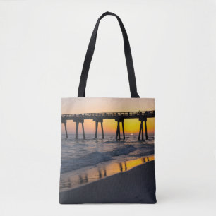 Tote Bolsa Reflexos do Pôr do Sol Dourado na Praia da C
