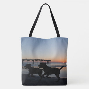 Tote Cachorros na Bolsa de presentes na praia ou na mer