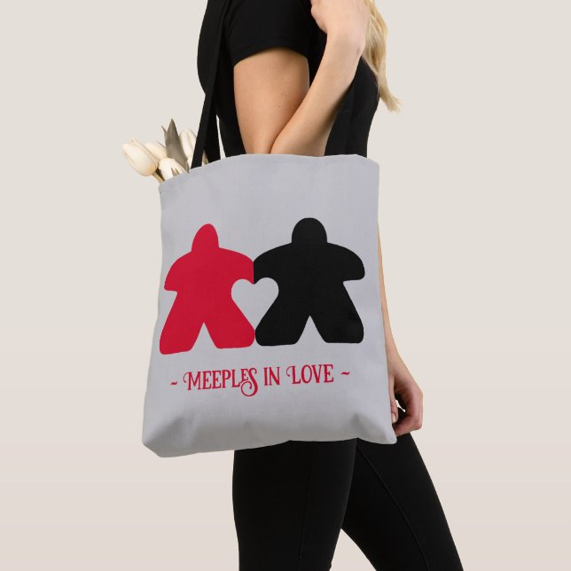 Tote Maçãs no Amor, Bolsa Vermelho e Negro (Close Up)