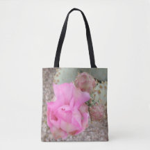 O bolsa cor-de-rosa da flor da pera espinhosa