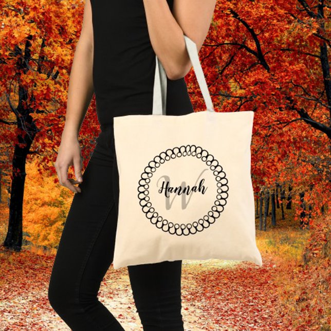 Tote Onyx Decorative Circle Personalize o Bolsa do Mono (Onyx Decorative Circle Personalize Monogram Tote Bag)
