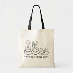 Tote Professores tocam em vidas ensinando Bolsa do prof