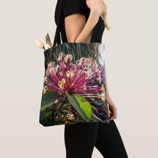 Tote Starburst Clerodendrum Flower Bolsa (Close Up)
