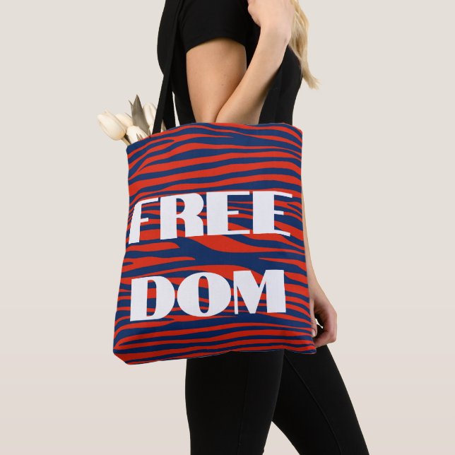 Tote Trendy Freedom Election Animal Print Bolsa (Close Up)