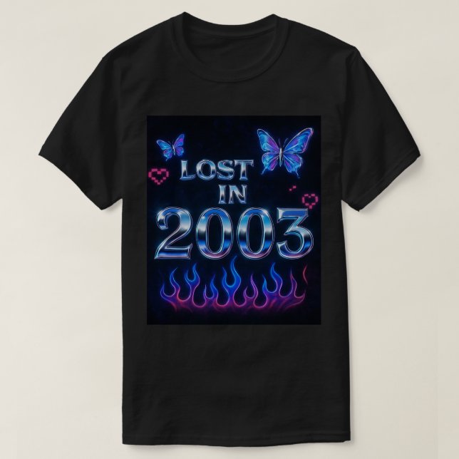 Traço Y2K "Perdido em 2003" - Texto em T-Shirt (Frente do Design)