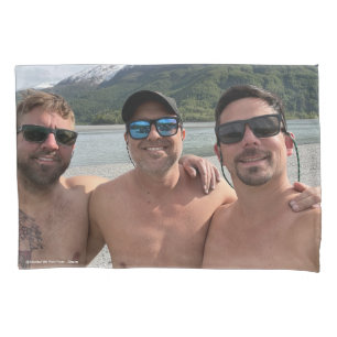 Travesseiro Selfie do Rio Knik @3dudes1Travesseiro