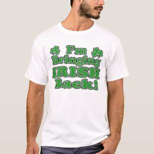 trazendo a irlandês o t-shirt traseiro