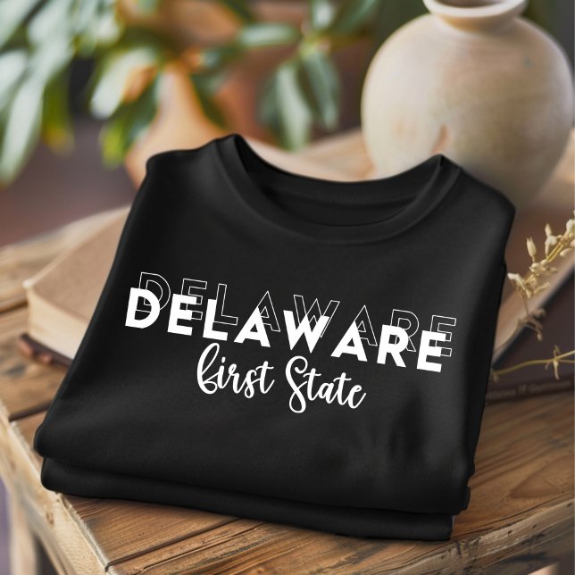 Trendy Delaware Primeiro Estado T-Shirt (Criador carregado)