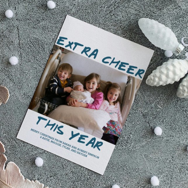 Trendy Extra Saúde Este Ano Cartão com fotos | Azu (Blue Trendy Extra Cheer This Year Holiday Photo Card)