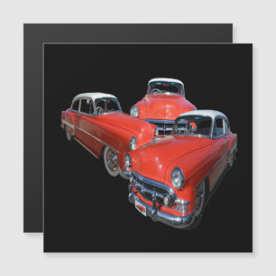 Três Carros vintage Vermelhos E Brancos Clássico