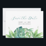 Tropical Chic Aquarela Folhagens Convite de Antece<br><div class="desc">Anuncie o seu noivado com os nossos convites de "Save our date" tropical chic boho com Save the Date em um estilo de tipografia de letra trendy. Este cartão simples apresenta folhas de palmeira verde e monstera pintadas à mão com aquarela com seus nomes, data do casamento e local do...</div>