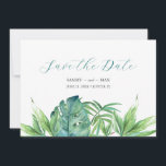 Tropical Chic Aquarela Folhagens Convite de Antece<br><div class="desc">Anuncie o seu noivado com os nossos convites de "Save our date" tropical chic boho com Save the Date em um estilo de tipografia de letra trendy. Este cartão simples apresenta folhas de palmeira verde e monstera pintadas à mão com aquarela com seus nomes, data do casamento e local do...</div>