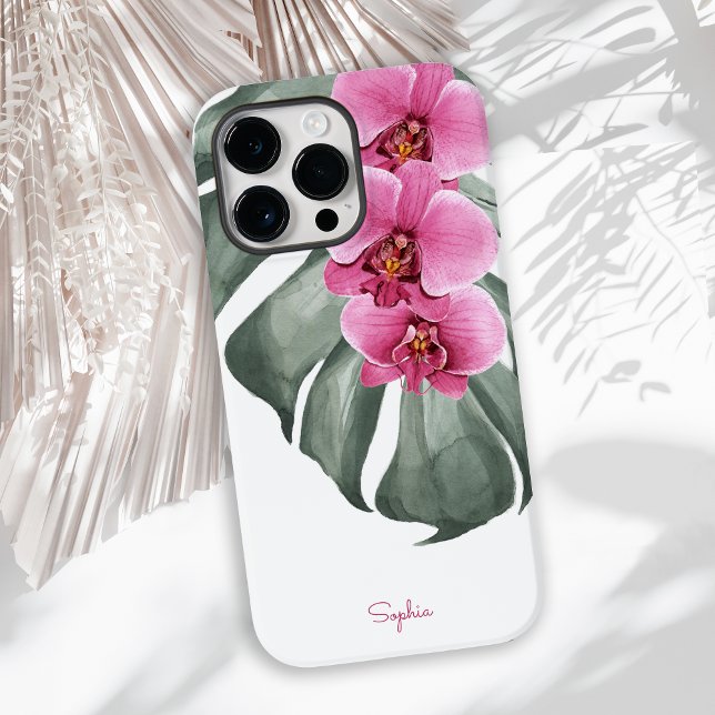 Tropical Floral de Orquídeas Rosa Quente com Seu N (This gorgeous tropical inspired case has hot pink orchids on a Monstera leaf.)