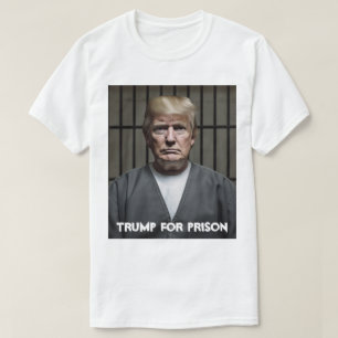 Trump na prisão em T-Shirt