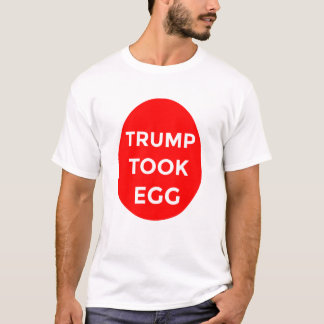 Trump tirou a camisa de ovo