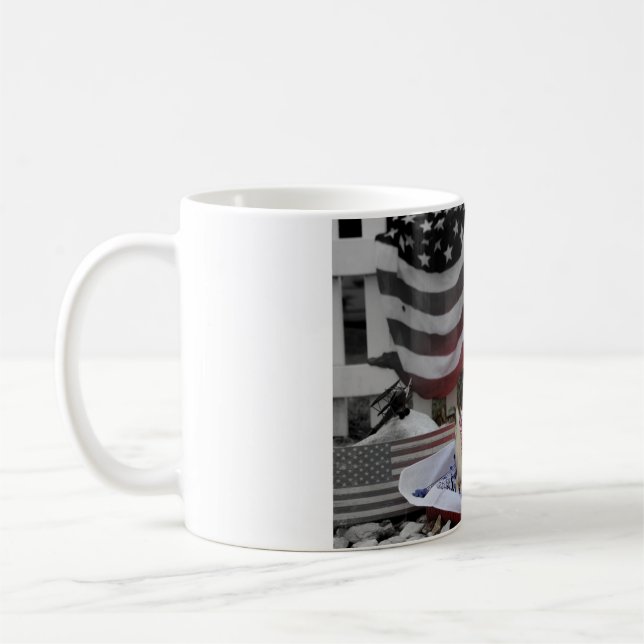 Tucker veste a caneca de café de América dos (Esquerda)