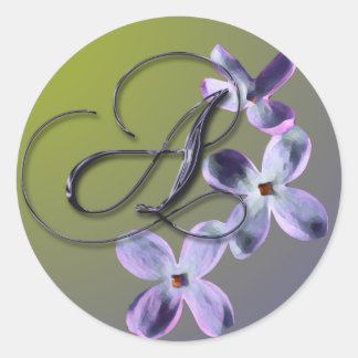 Um adesivo de selagem de envelope lilac monograma