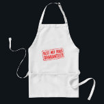Um avental de CHURRASCO engraçado para homens | Me<br><div class="desc">Um avental de CHURRASCO engraçado para homens | Melhores cachorros-quentes garantidos. Design de carimbo vermelho personalizável. A cozinha e os cozinhar personalizáveis para ele ou para ela. Adicione seu próprio nome personalizado.</div>