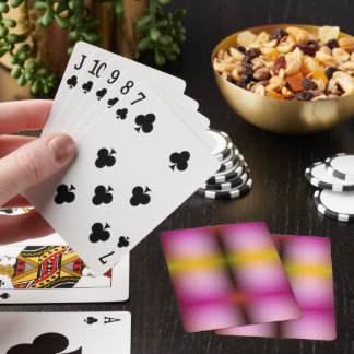 Um baralho de cartas está aberto