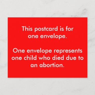 Um cartão para o dia vermelho do envelope