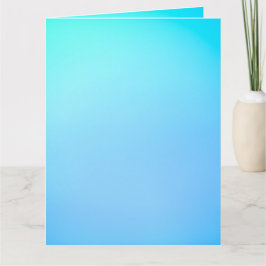 Um cartão vazio com gradiente azul exibido em um m